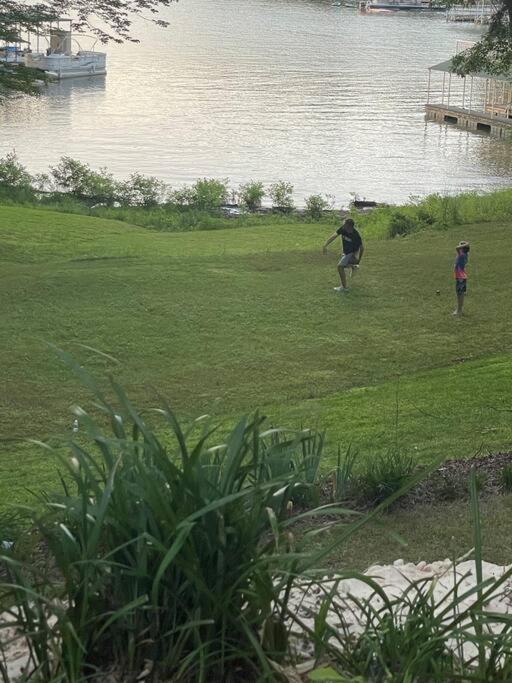 הוילה דוסונוויל Cozy, Lake Lanier Property With Amazing Views מראה חיצוני תמונה