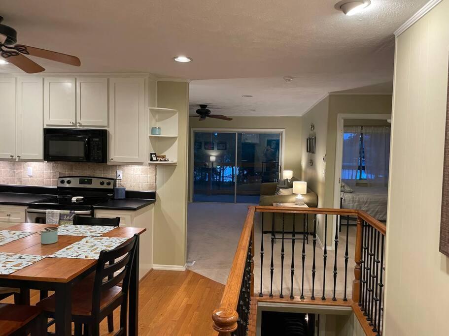 הוילה דוסונוויל Cozy, Lake Lanier Property With Amazing Views מראה חיצוני תמונה